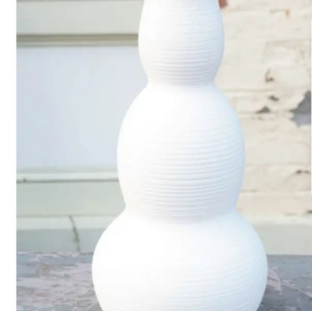 Mountain Gourd Vases. Made By Middle Kingdom
